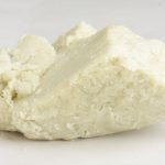 Shea Butter có đặc tính giữ ẩm và làm mềm da. Là thành phần trong son dưỡng, xà phòng (Nguồn: narcisa - Getty Images Signature)